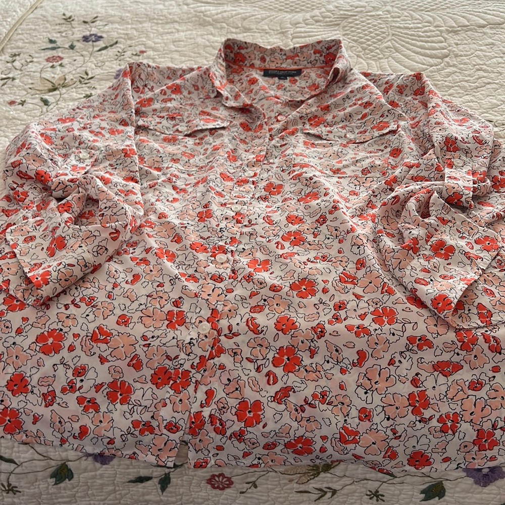 NWOT Jones New York blouse.